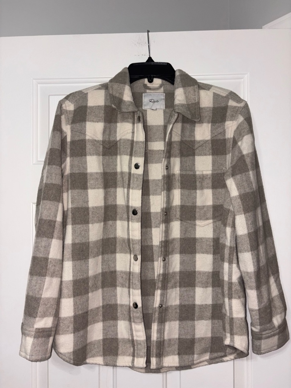 Rails Plaid Button-Up Shacket in Cream and Taupe